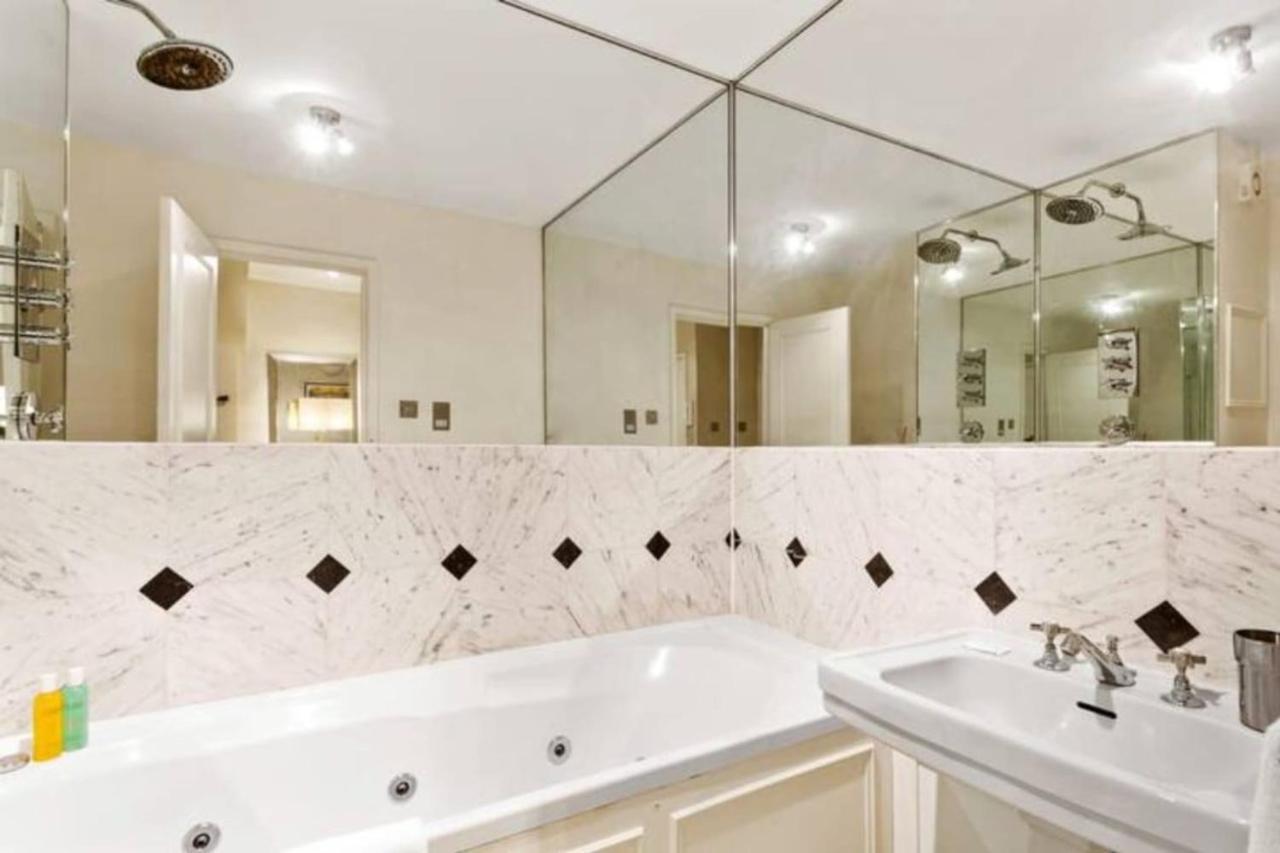 Bright 2 Bedroom Near The Natural History Museum Londra Exterior foto
